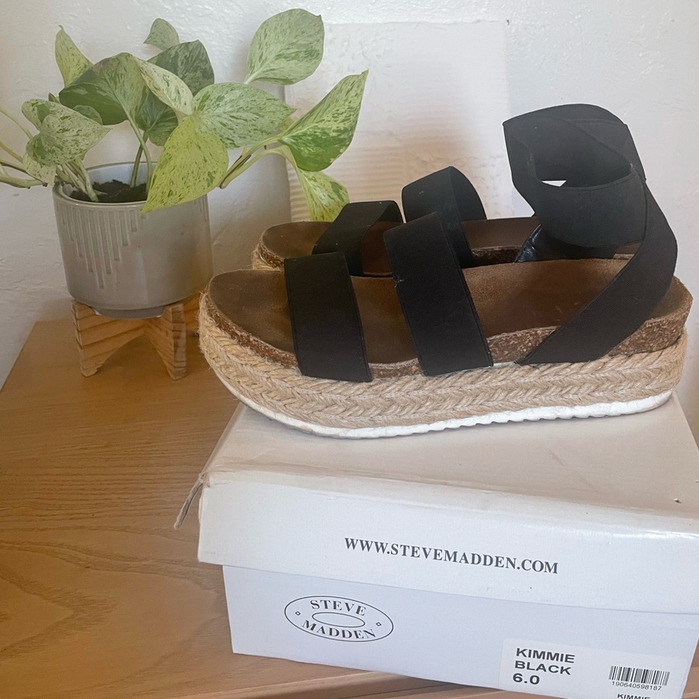 Steve Madden womens platform sandal size 6